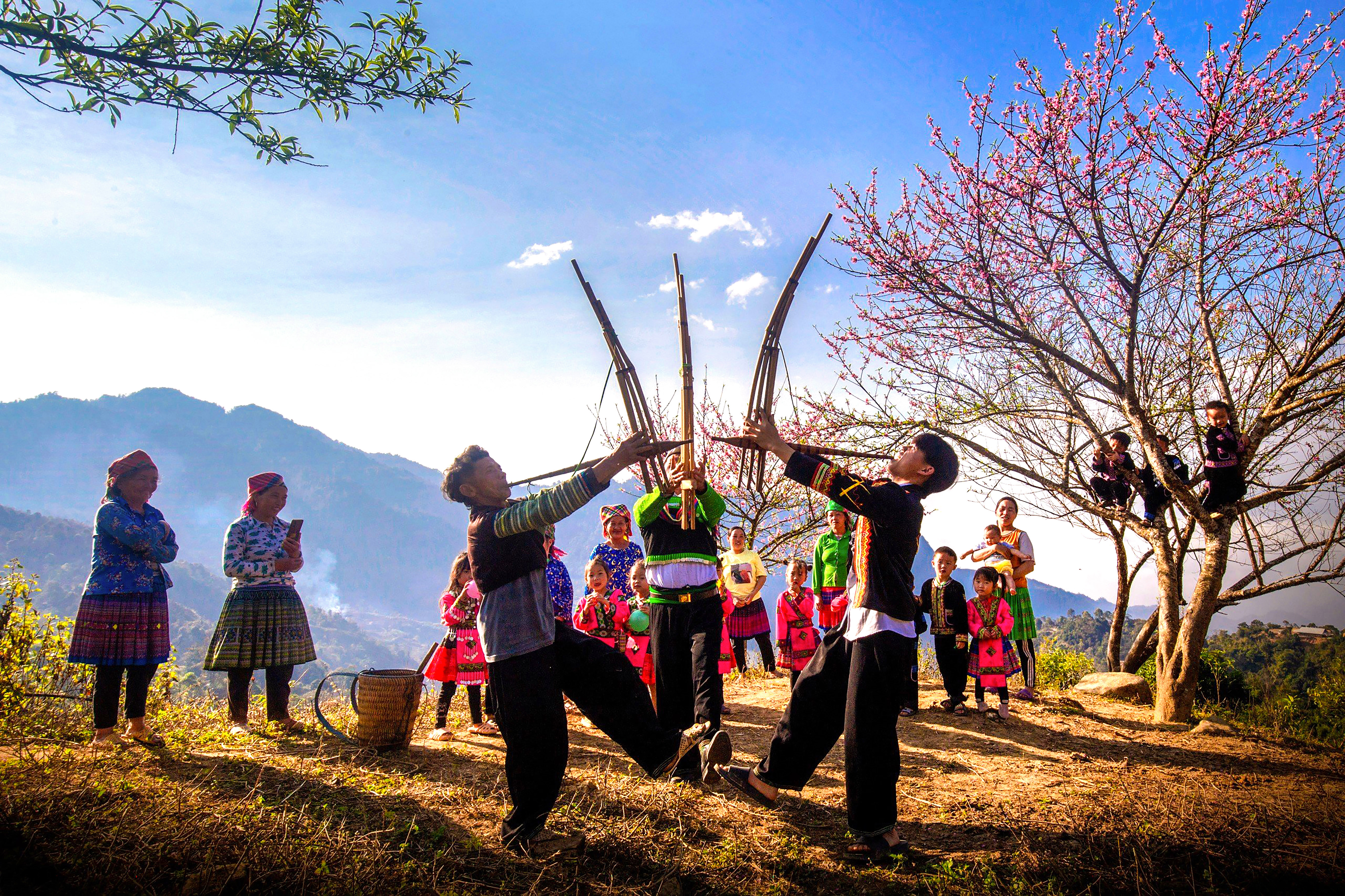 Điệu khèn ngày xuân