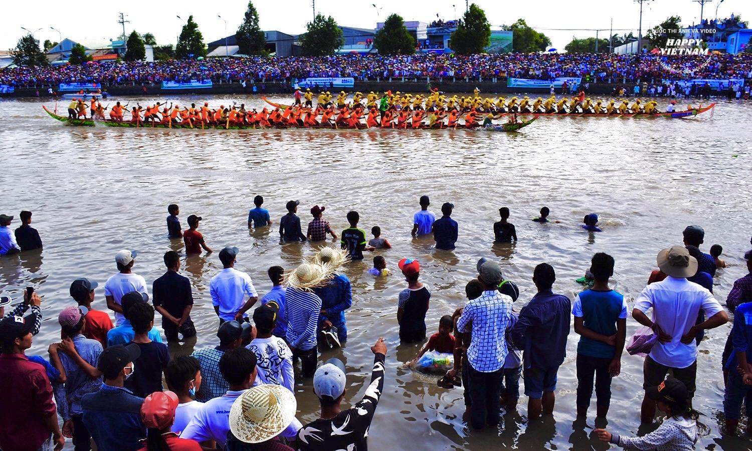 Chung vui Lẽ hội