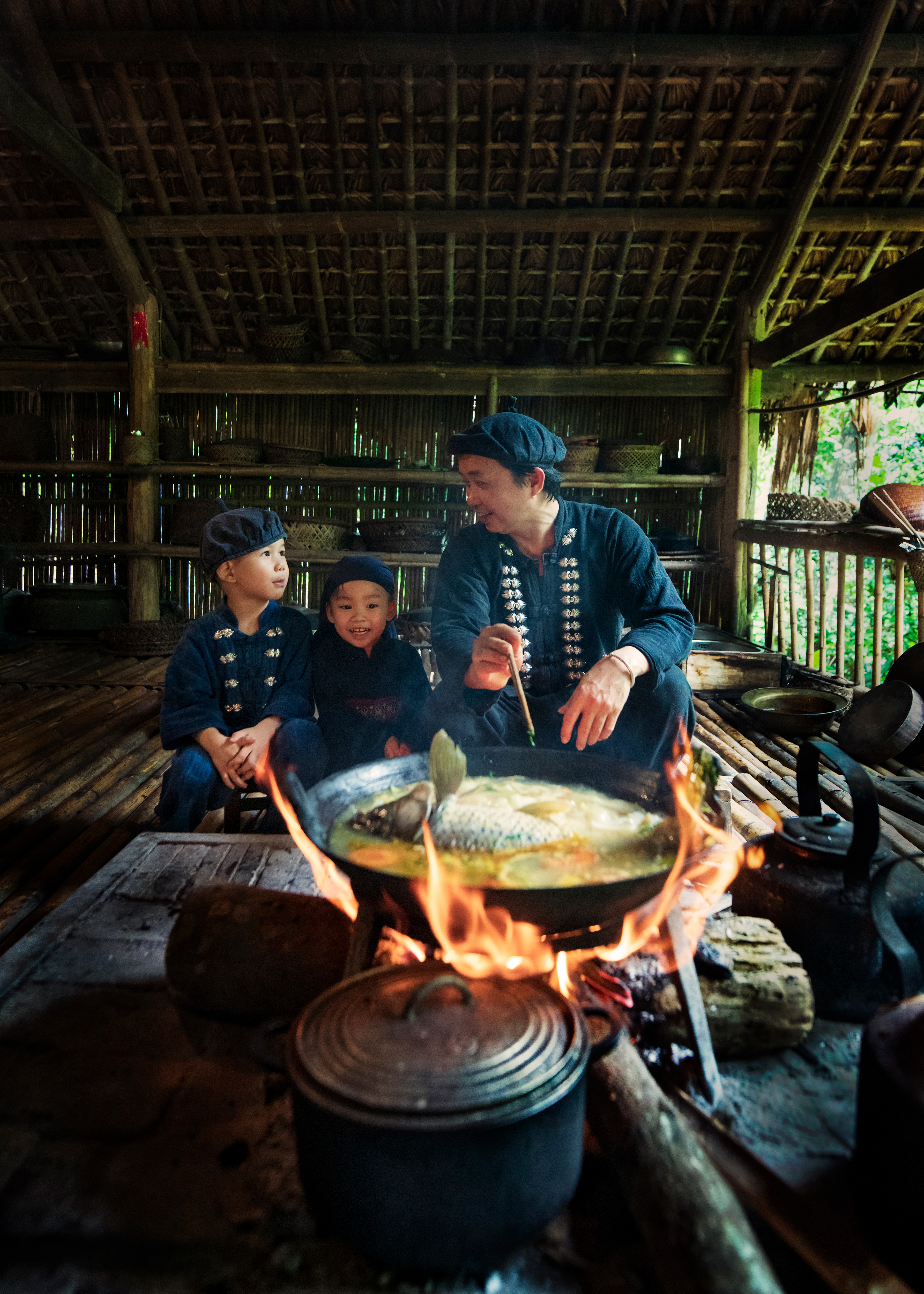 Quây quần bên bếp lửa
