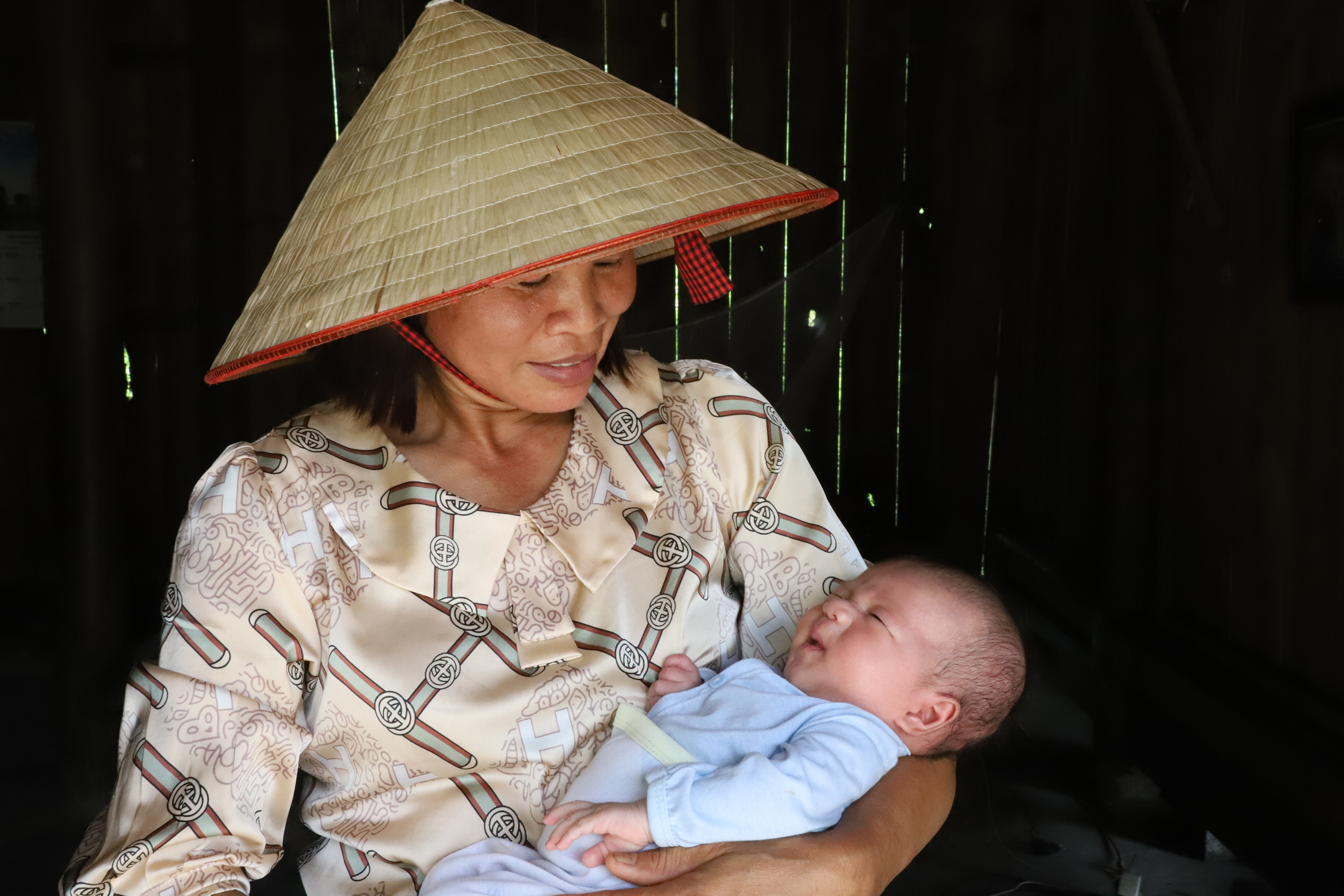 Ánh sáng và bóng tối