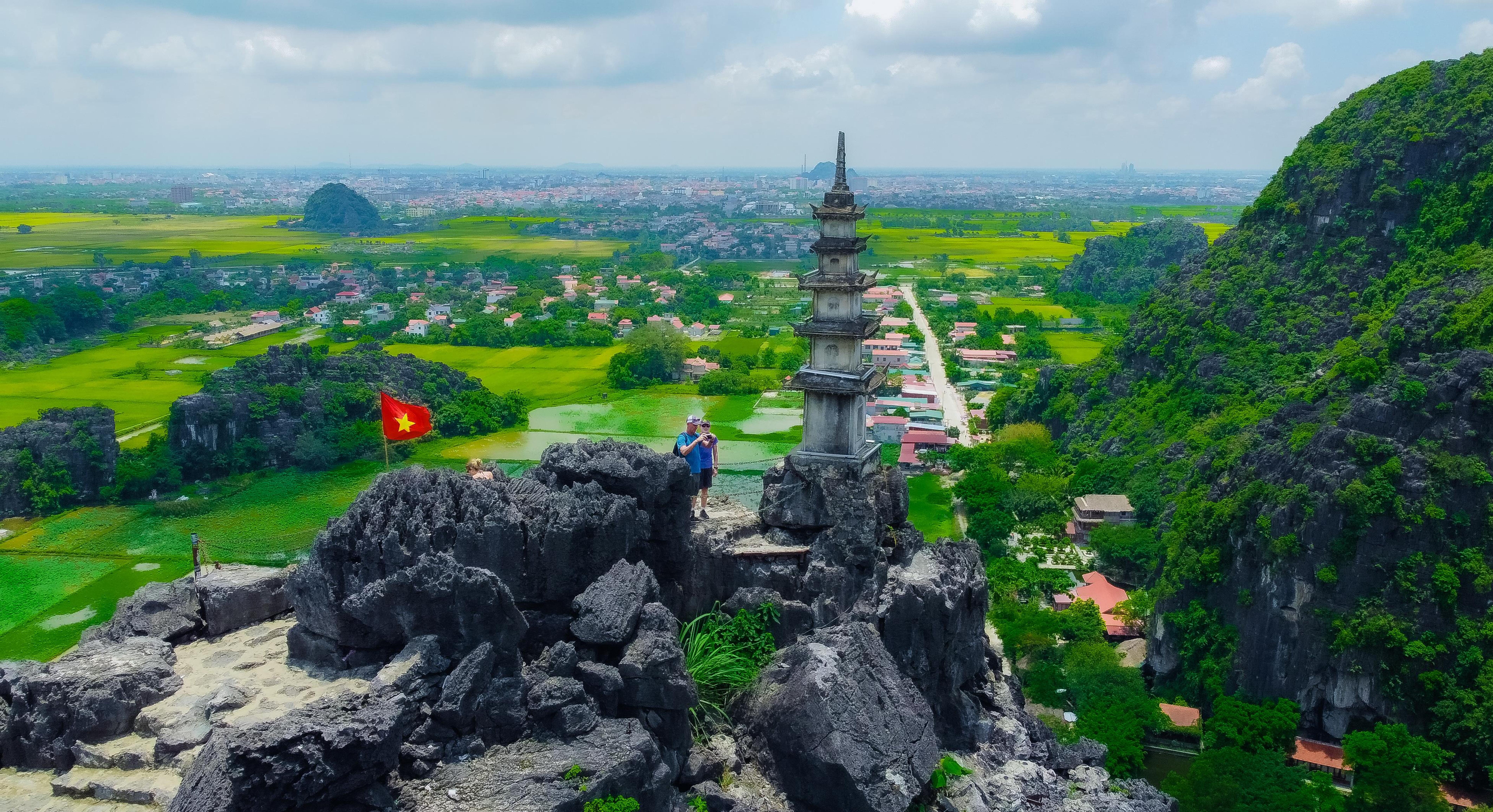Chinh phục Hang Múa - Ninh Bình