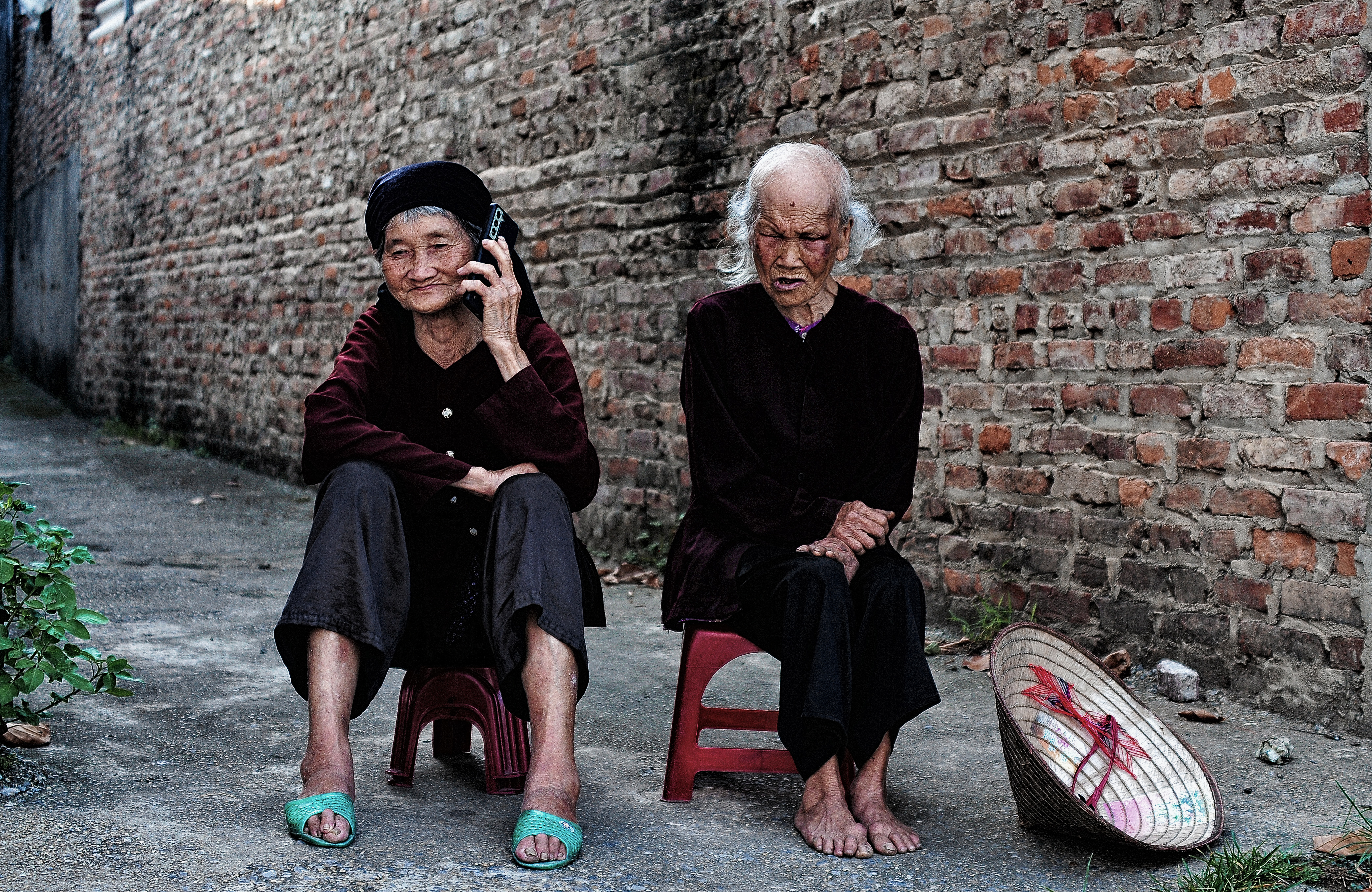 Hạnh phúc và nổi buồn