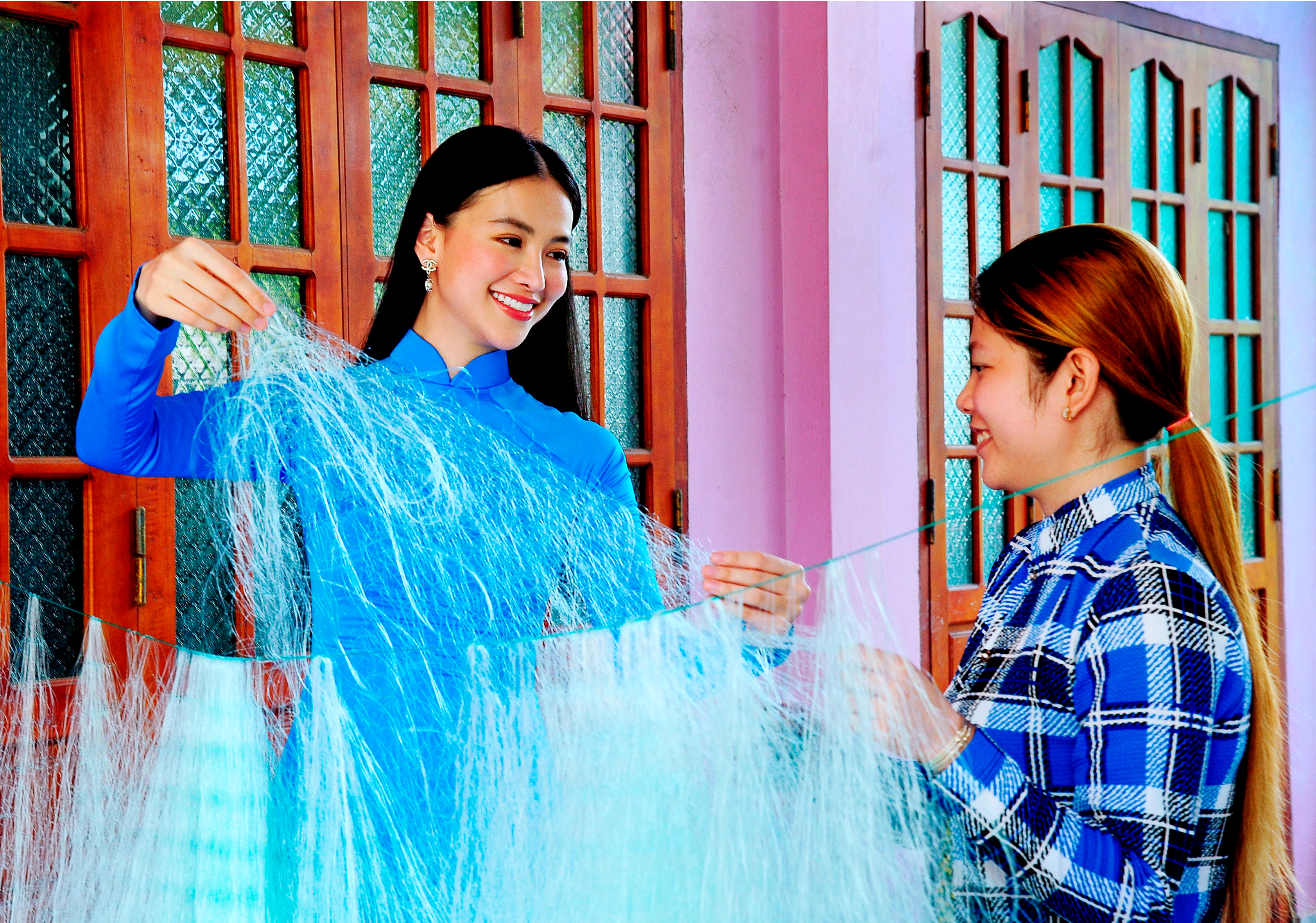 Hoa Hậu Nguyễn Phương Khánh Trãi Nghiệm