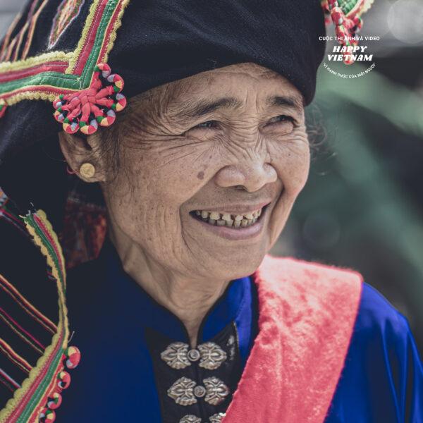 nụ cười điện biên
